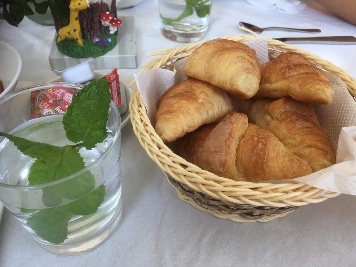העיר העתיקה הנגצ'ון La Fleur Bnb & Restaurant מראה חיצוני תמונה